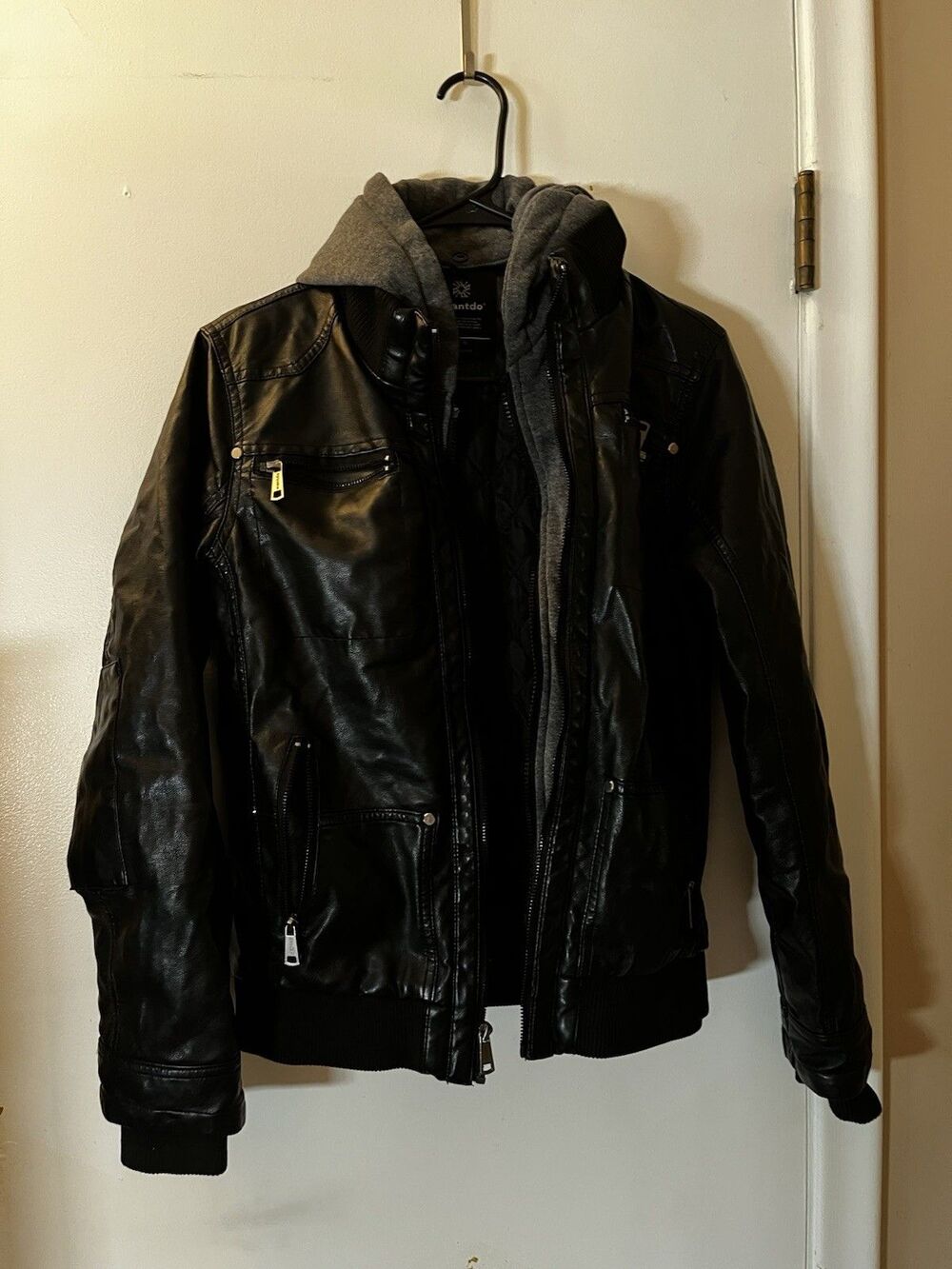 Wantdo Black Faux Leather Bomber Jacket Zip Up Coat Youth Boy’s Size 14-16